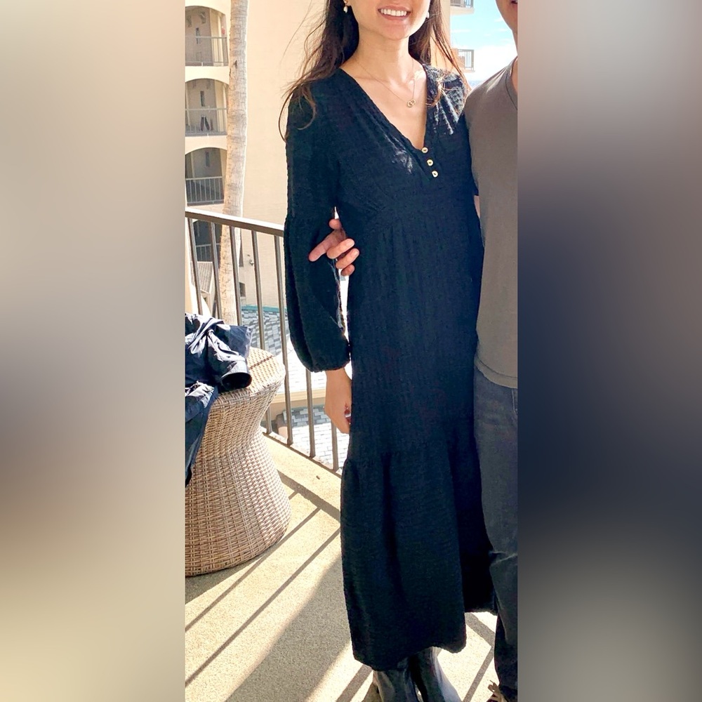 SOLD****Textured black maxi dress with puff long sleeve
